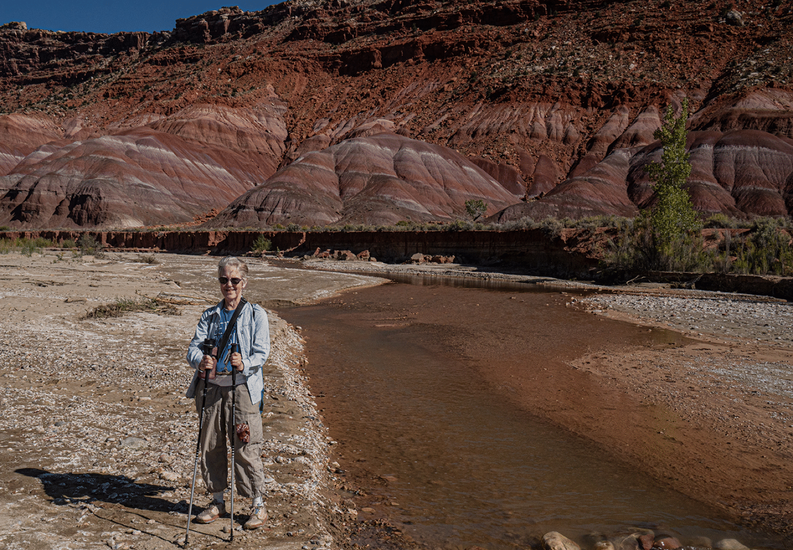 kanabedmaierssecretcanyondechellyhopearch_3.gif